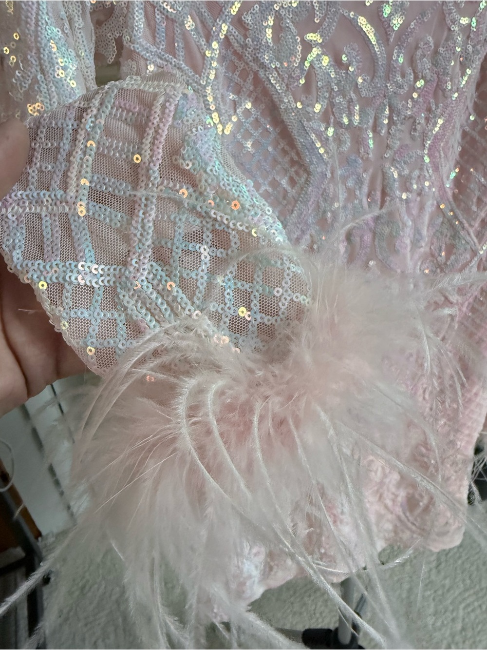 Blondie Nites Iridescent Pink Sequin Mini Dress sz 7 sheer feather cuff sleeves - Picture 6 of 16
